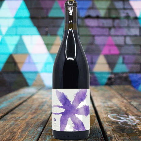 Stylized image of Six Cloves Wines