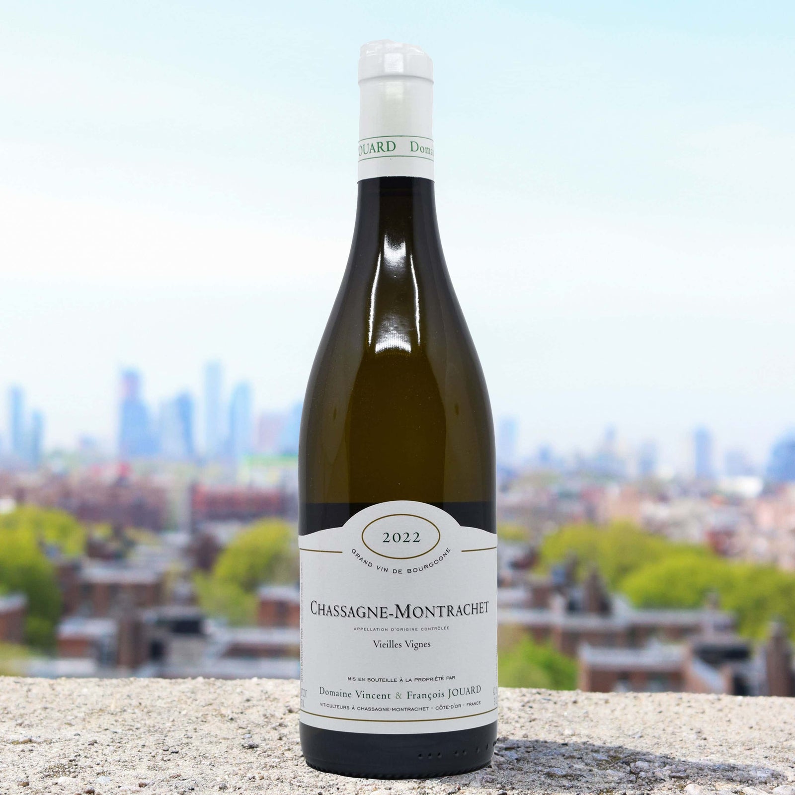 Stylized image of Domaine Vincent & Francois Jouard Chassagne-Montrachet Vieilles Vignes 2022